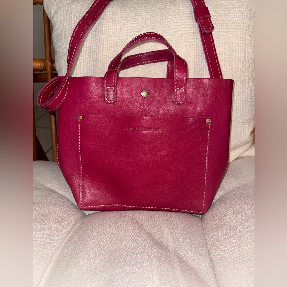 Portland Leather Mini Crossbody Tote in Hibiscus